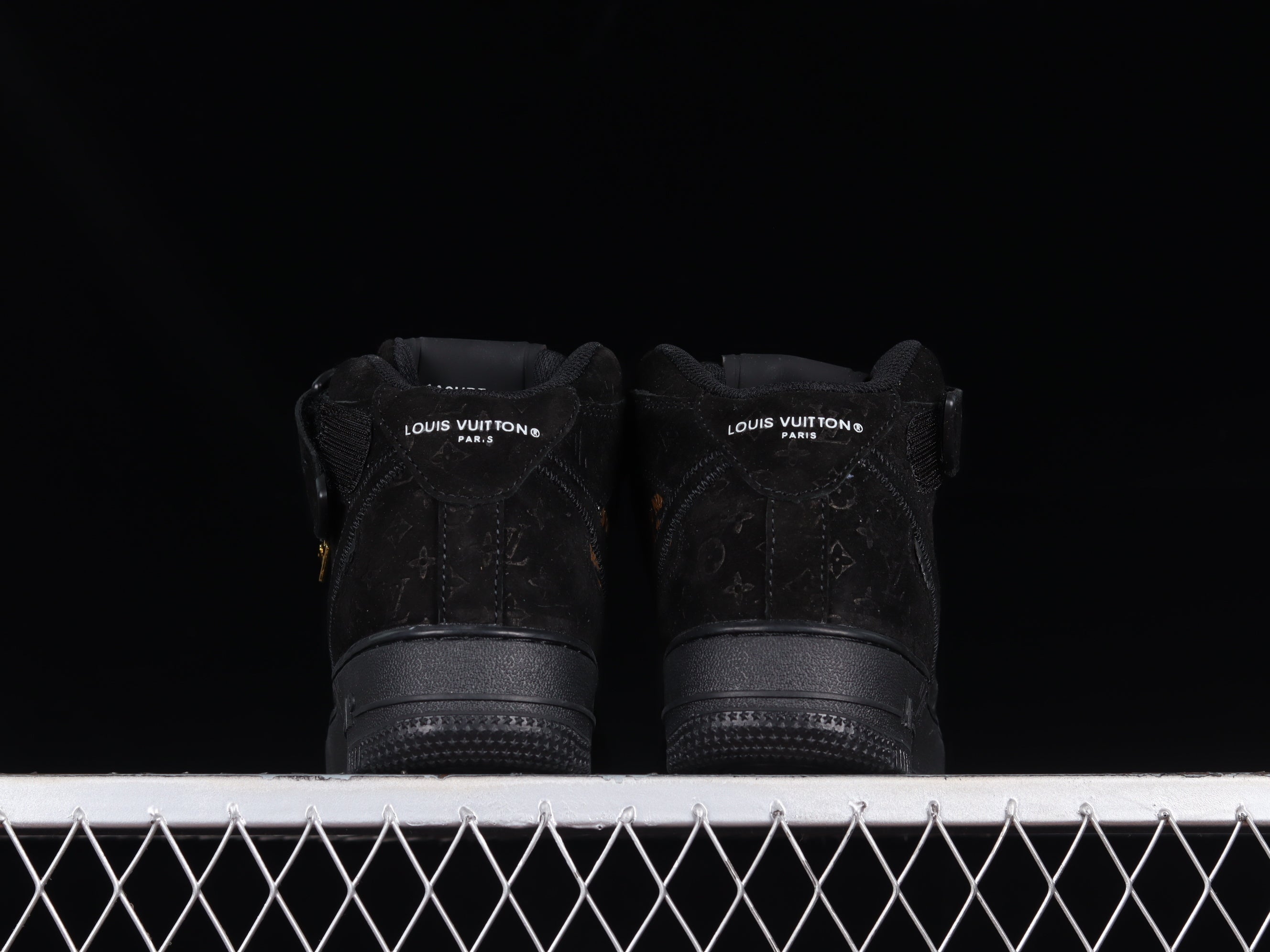 Air Force 1 Mid – LV Black Monogram Edition
