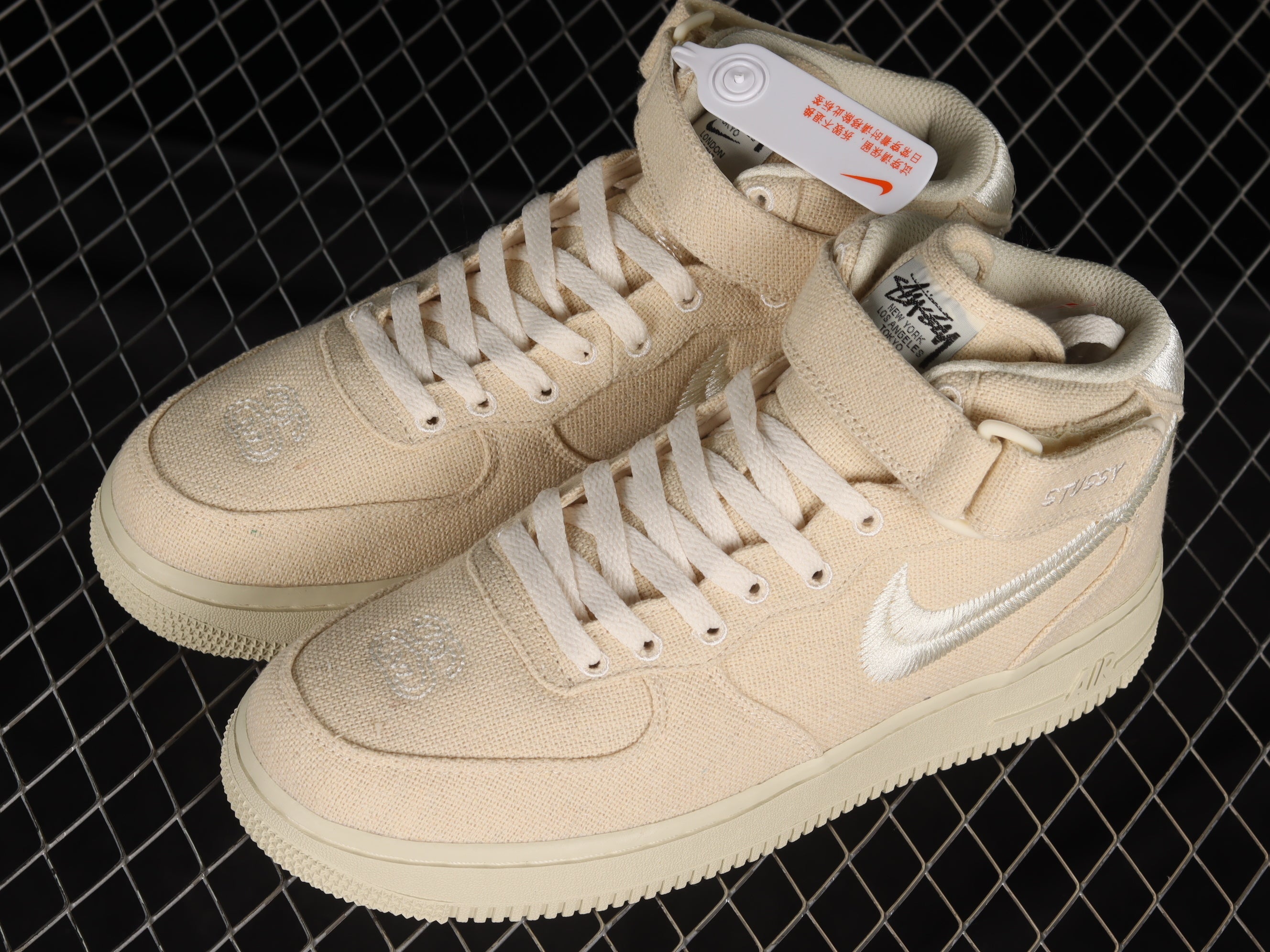 Air Force 1 Mid – Stüssy Hemp Edition